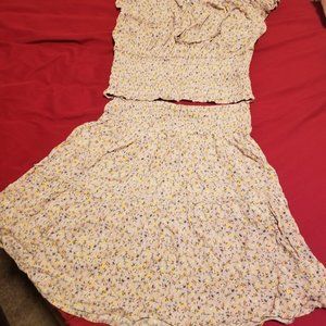 Cute top and matching skirt